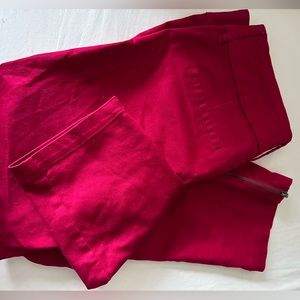 Magenta capris